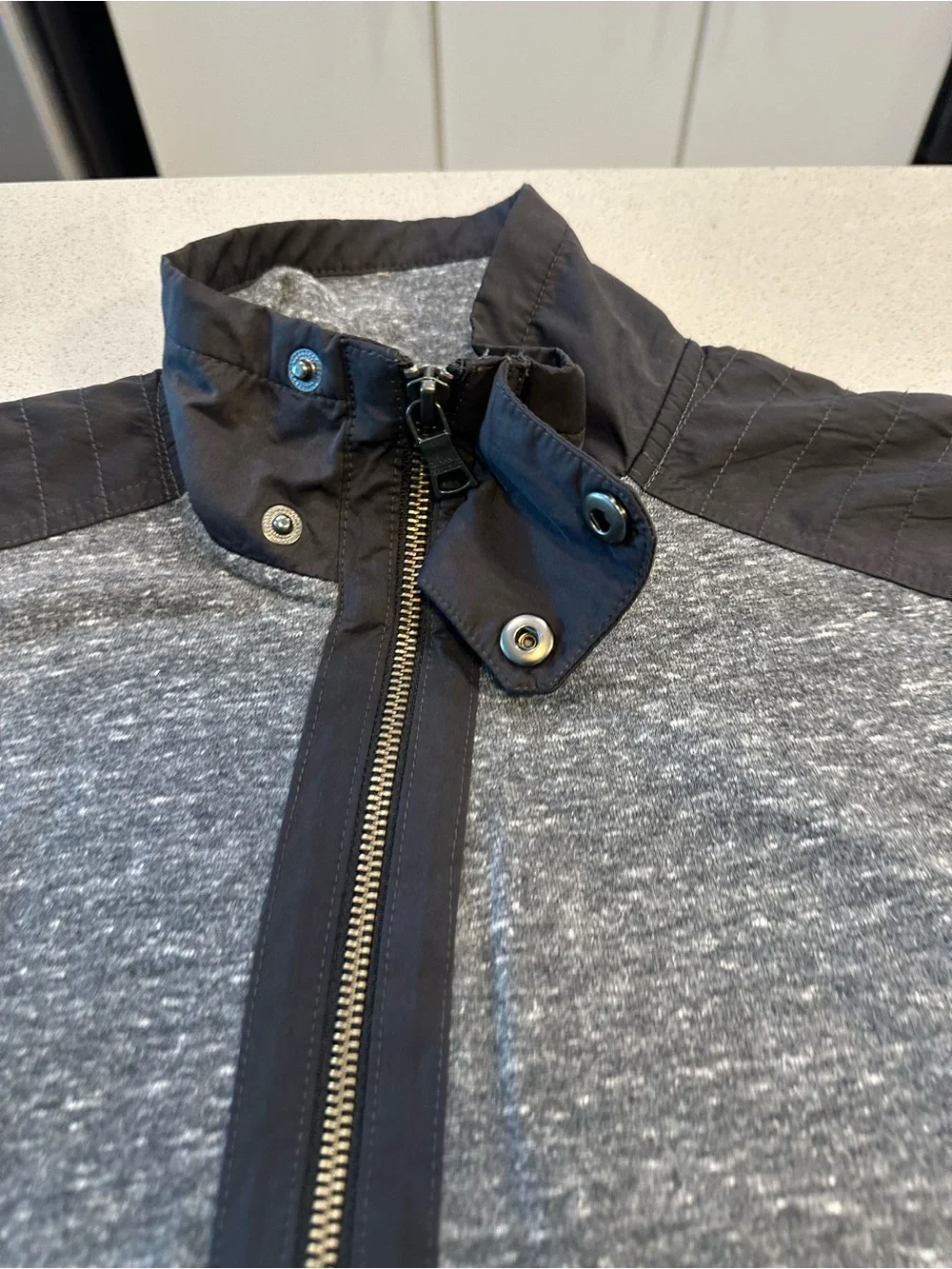 Banana Republic Gray Heathered Full-Zip Sweater with Black Accents